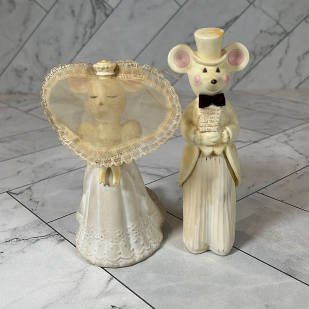 Vintage Retro Avon Decanter Bride & Groom Mouse set Church Mouse Veil
